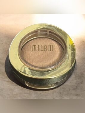 Milani Bella Eyes Gel Powder Shimmer Eyeshadow #02 BELLA SAND Sealed NEW